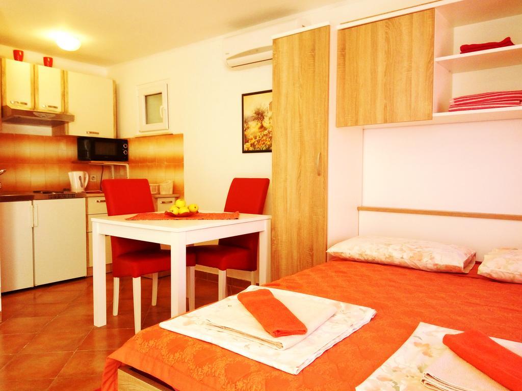 Guest House Kate Mlini Εξωτερικό φωτογραφία