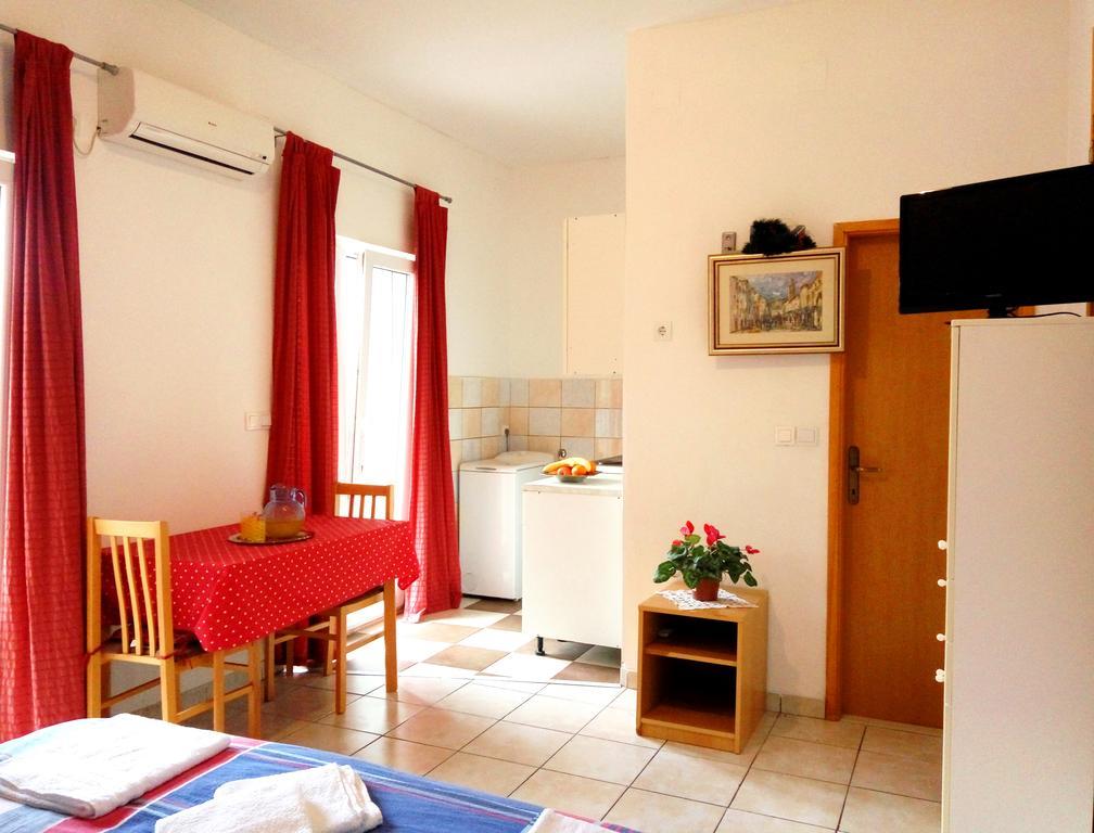 Guest House Kate Mlini Εξωτερικό φωτογραφία