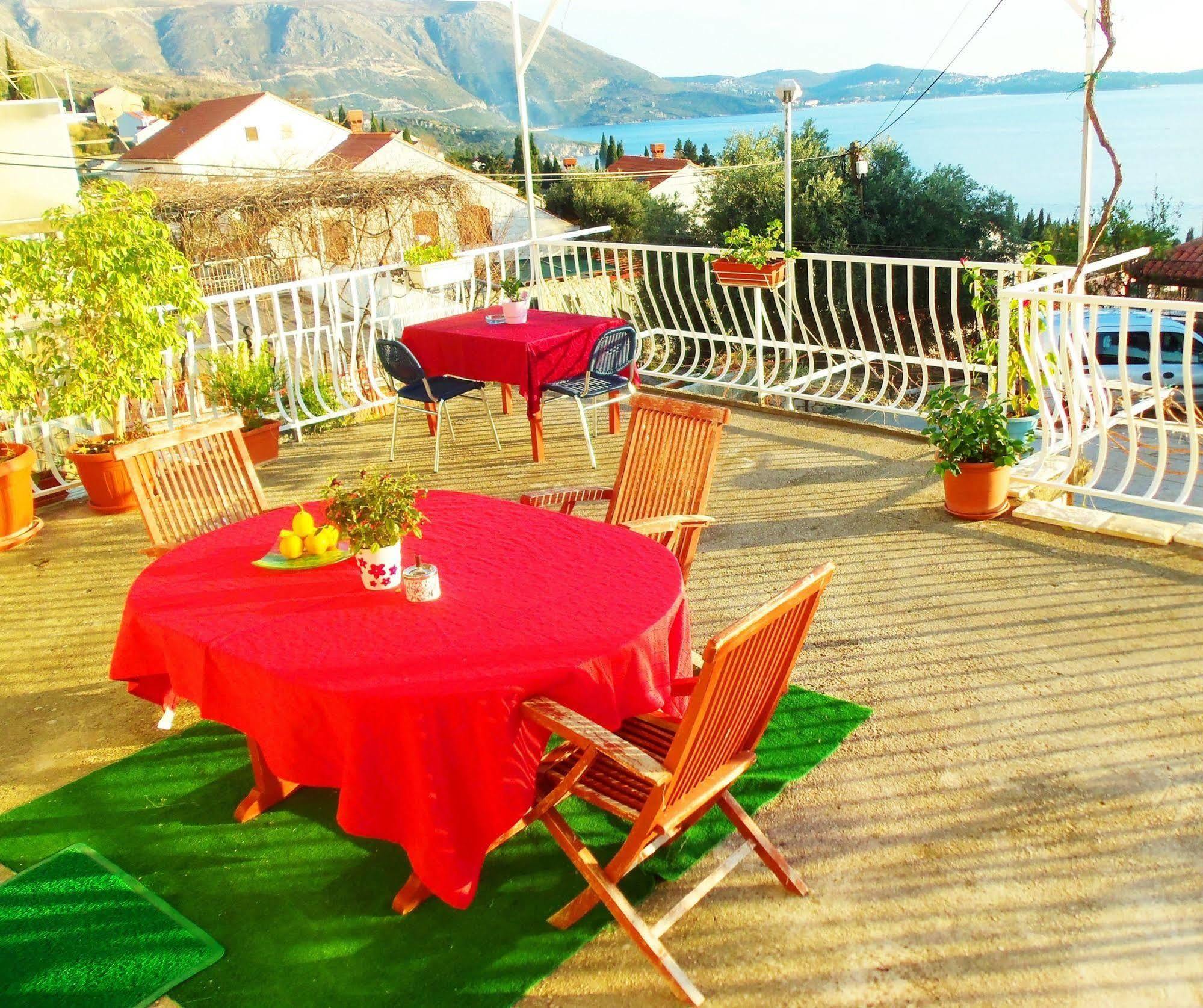 Guest House Kate Mlini Εξωτερικό φωτογραφία