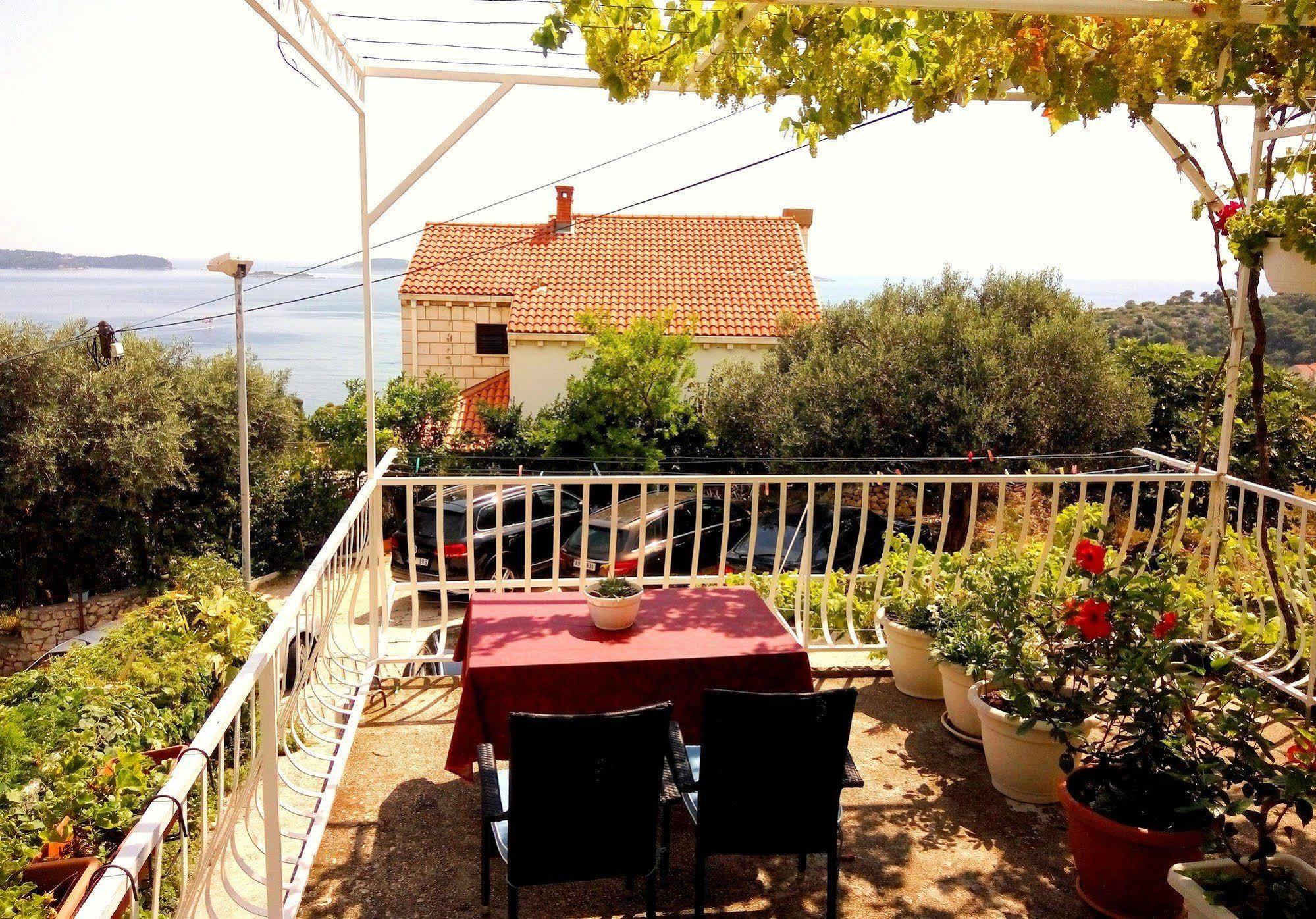 Guest House Kate Mlini Εξωτερικό φωτογραφία