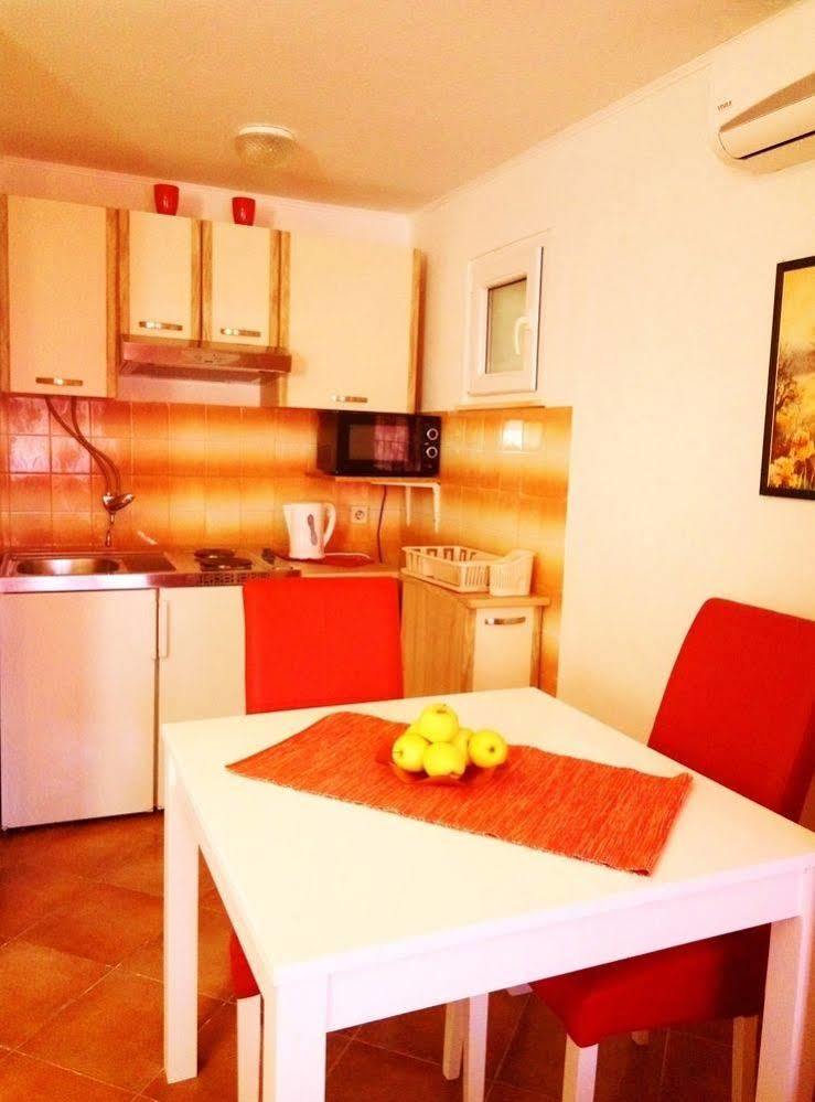Guest House Kate Mlini Εξωτερικό φωτογραφία