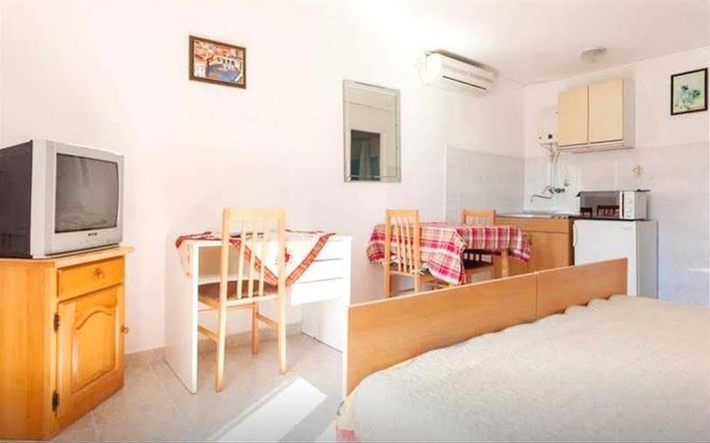 Guest House Kate Mlini Εξωτερικό φωτογραφία